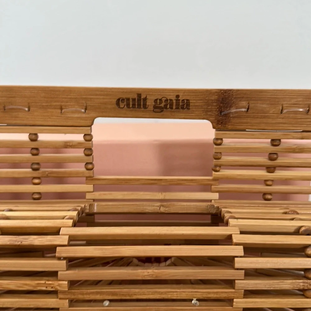 Cult Gaia Small Ark Bag - Picture 2 of 6
